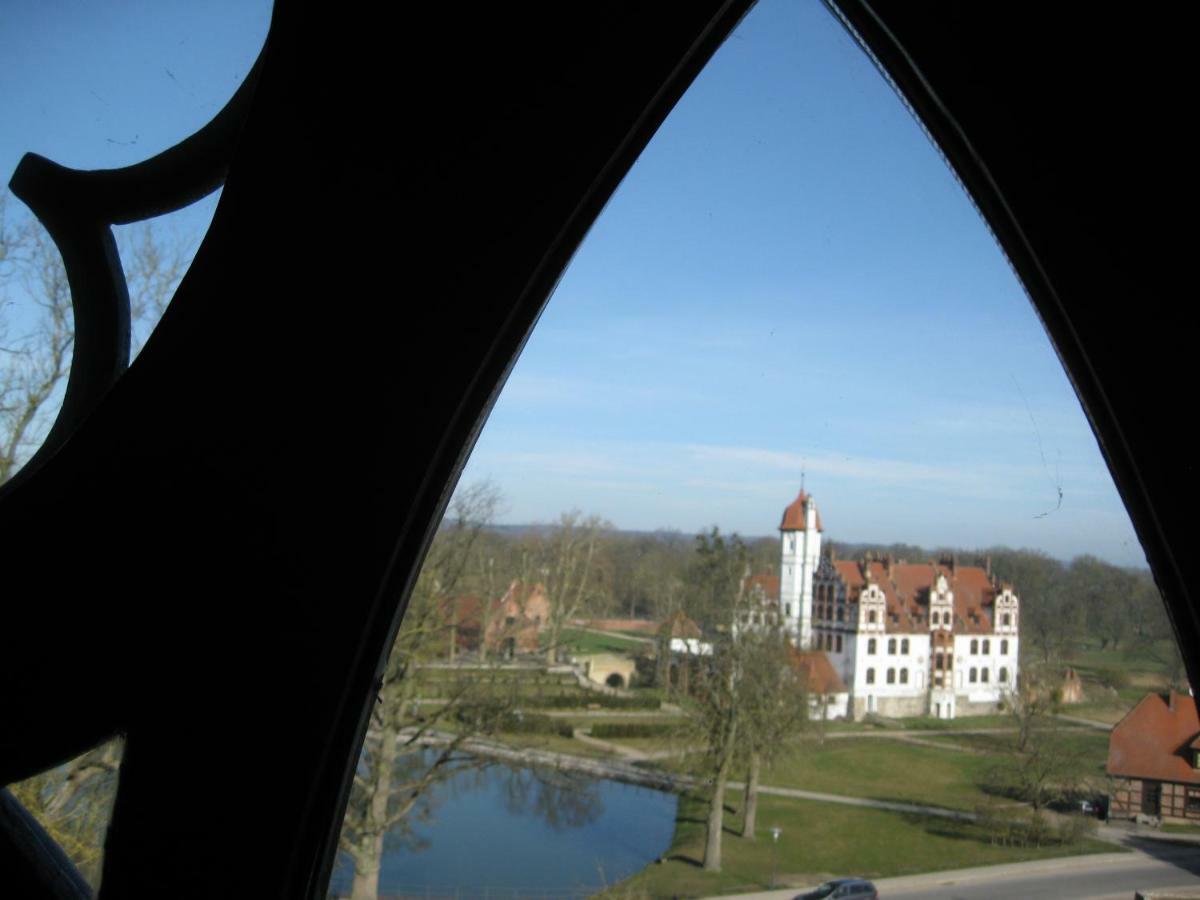 Historisches Gebaeude " Rentmeisteramt" Basedow Basedow  Buitenkant foto
