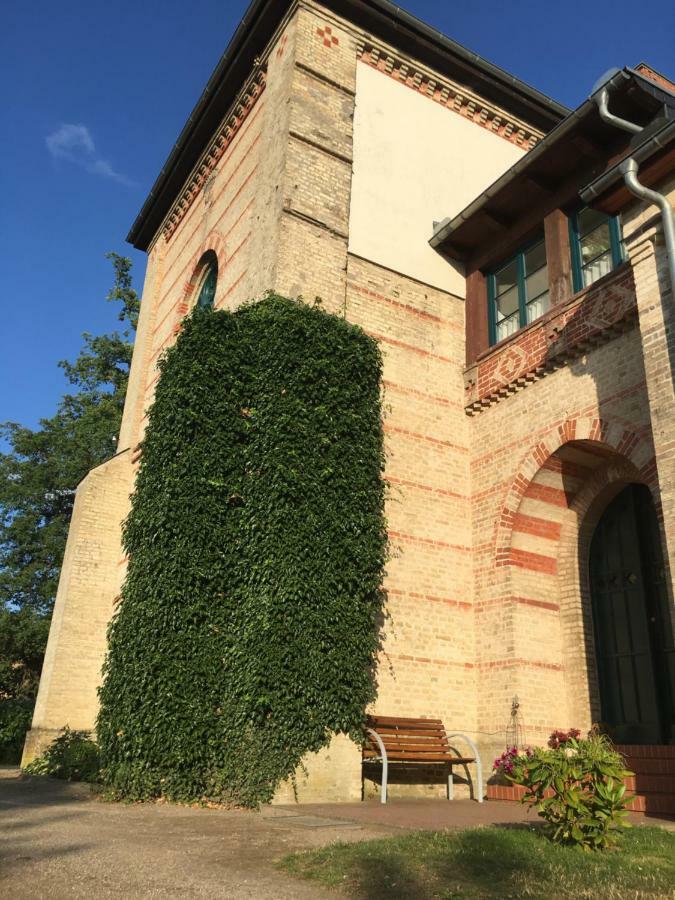Historisches Gebaeude " Rentmeisteramt" Basedow Basedow  Buitenkant foto